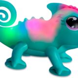 Little Live Pets, Sunny Camaleonte interattivo con i piedini a ventosa, cambia colore in base all' umore, adora la musica, Giochi Preziosi, LP200000 - immagine 2