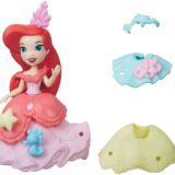 Disney Princess Little Kingdom – Ariel Mini Bambola 9 cm circa, Hasbro B5328-B5327 - immagine 2