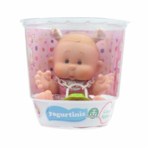 Yogurtinis Barattolo con Bambola Profumata, 20 cm, Carol Apple Gusto Mela di Giochi Preziosi