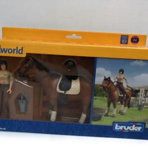 BRUDER 62500 COLLECTION - CAVALLO CON OMINO CAVALLERIZZA SCALA 1:16