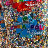 Coriandoli in sacchetto da 400 gr circa , offerta scatola 25 pz come foto. konfetti - confetti - kontettis - confeti . 25 pz - 400 gr circa - coriandoli totale circa 10 kg - immagine 2