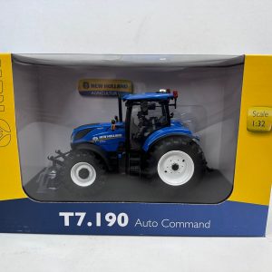 UNIVERSAL HOBBIES COLLECTION NEW HOLLAND  T7.190 auto command SCALA 1:32 UH 6363