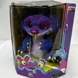 Xeno - 5399 - Peluche Interactive - Gentil Petit Monstre - Bleu - immagine 2