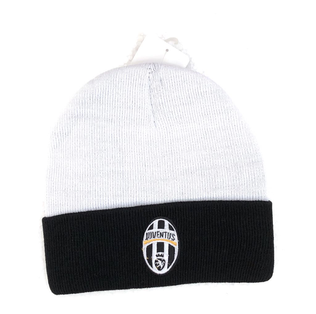 BERRETTO - ZUCCOTTO - JUVENTUS BIANCO NERO - CAPPELLO TAGLIA UNICA -SONO PRESENTI 2 TIPI DI BERRETTO , VERRA' SPEDITO A DISCREZIONE DEL MAGAZZINO - OTTIMO REGALO -