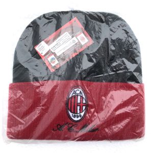 BERRETTO - ZUCCOTTO - MILAN ROSSO NERO CAPPELLO TAGLIA UNICA -SONO PRESENTI 2 TIPI DI BERRETTO , VERRA' SPEDITO A DISCREZIONE DEL MAGAZZINO - OTTIMO REGALO -
