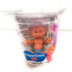 Mini Yogurtinis Barattolo con Bambola Profumata 7,5 cm, June Prune di Giochi Preziosi GPZ18407