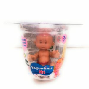 Mini Yogurtinis Barattolo con Bambola Profumata 7,5 cm, Charlie Coconut di Giochi Preziosi GPZ18407