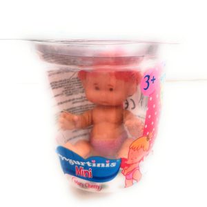 Mini Yogurtinis Barattolo con Bambola Profumata 7,5 cm, Mary Cherry di Giochi Preziosi GPZ18407