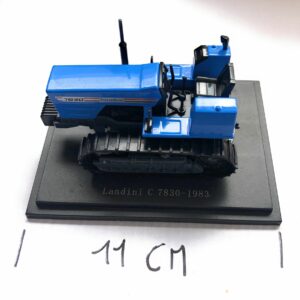 UNIVERSAL HOBBIES COLLECTION LANDINI C 7830 CINGOLATO DIMENSIONI 10 CM X 5,0 CM CIRCA LIMITED EDITION 1000 PZ - SCALA 1-32