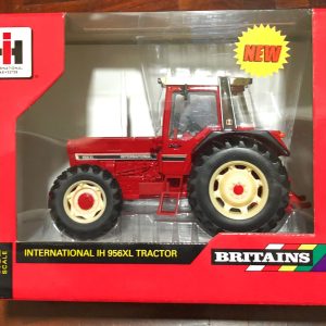 Britains Collection CASE IH 956XL 4WD  scala 1;32 - 42490