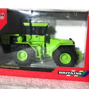 © Britains Collection STEIGER PANTHER scala 1;32 - 42607