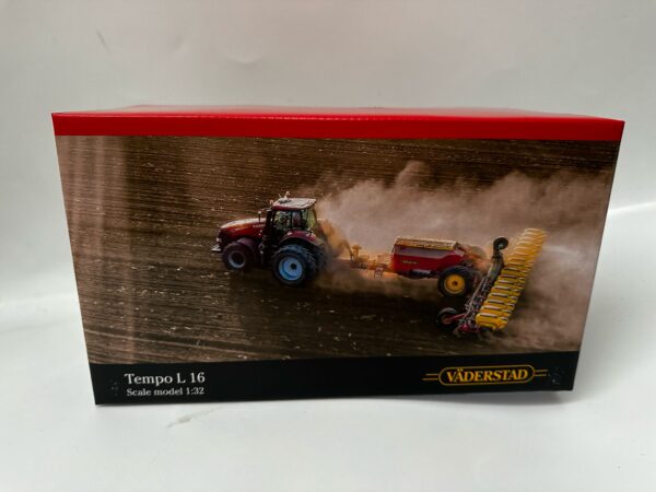 UNIVERSAL HOBBIES COLLECTION VADERSTAD Tempo L16 SCALA 1:32