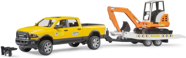 Bruder 02546 - Pick-up Servizio di noleggio RAM 2500 con miniescavatore - scala 1/16