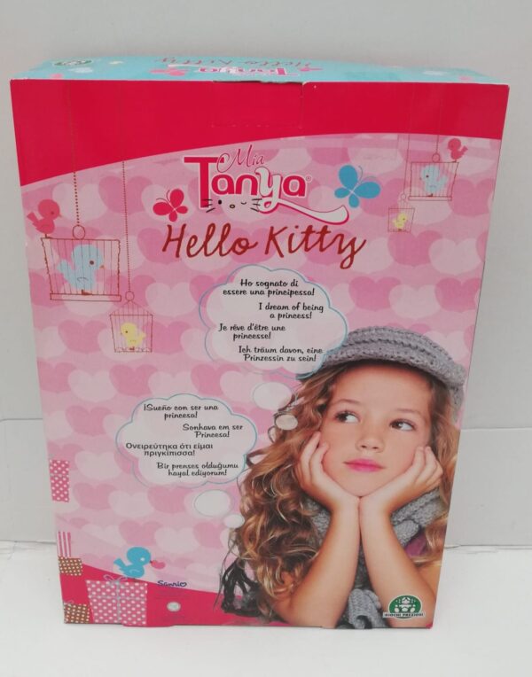 Doll Mia Tanya Hello Kitty con coroncina per bambina, Giochi Preziosi CCP18395 - immagine 2