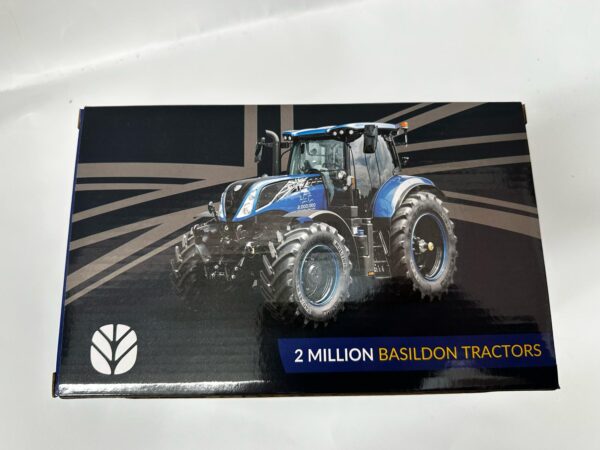 UNIVERSAL HOBBIES COLLECTION NEW HOLLAND 2MILLION BASILDON  SCALA 1:32 UH 6744 - immagine 3