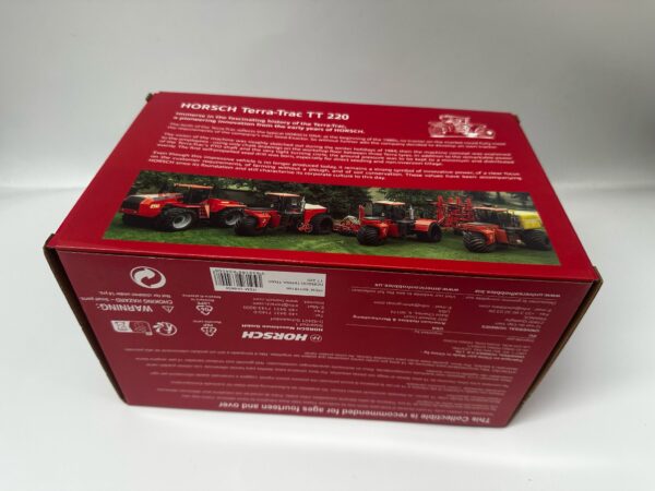 UNIVERSAL HOBBIES HORSCH TERRA-TRAC TT 220 SCALA 1:32 UH 6634