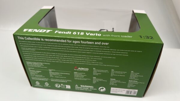 UNIVERSAL HOBBIES NEW FENDT 618 VARIO con pala frontale - with front loader SCALA 1:32 UH 6688 - immagine 2