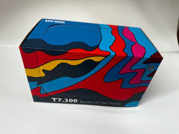 UNIVERSAL HOBBIES COLLECTION NEW HOLLAND BASILDON 60 YEARS   SCALA 1:32 UH 6698 - immagine 4