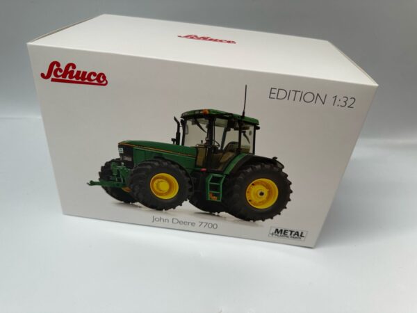 SCHUCO COLLECTION JOHN DEERE 7700 limitec collection SCALA 1:32