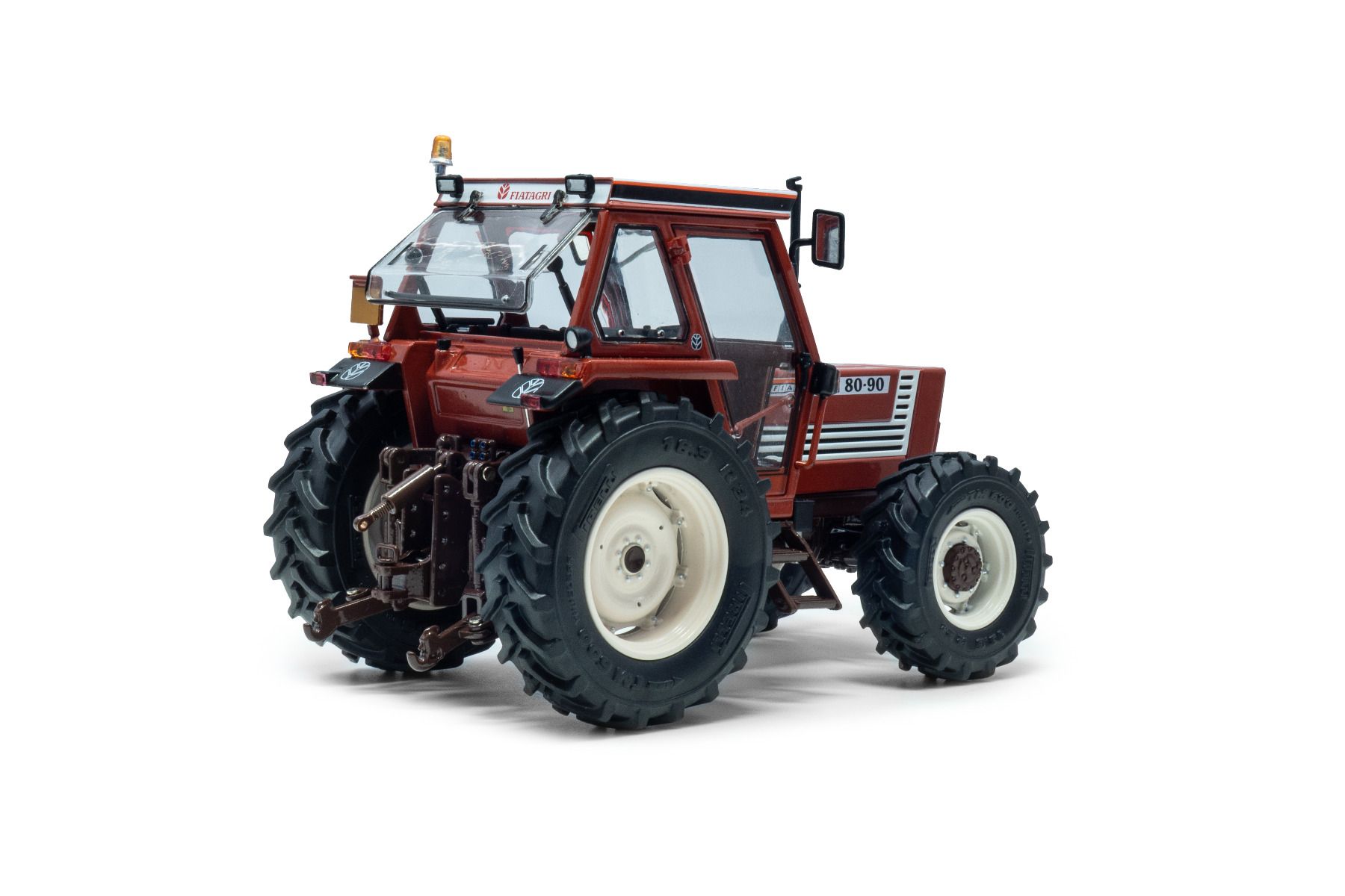 Ros Fiatagri Fiat 80-90 DT Confort cab. 4 wd Vintage Tractor Model Limited Edition scala 1:32